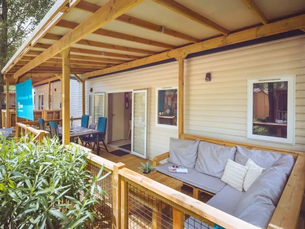 De Roan Premium Lounge stacaravan met 2 badkamers.