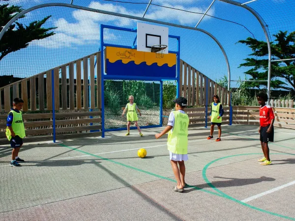 Basketballen op Roan camping La Dune Des Sables.