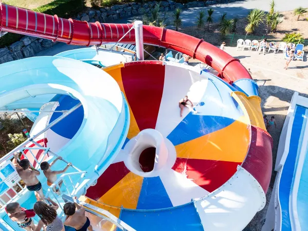 Trechter glijbaan van Roan camping La Vallée.