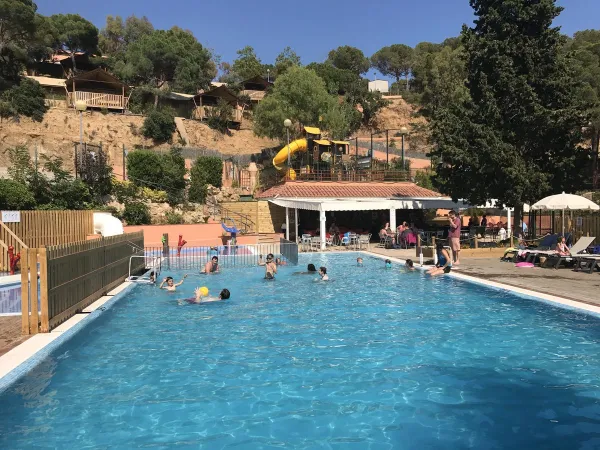 Zwembad van Roan camping Cala Canyelles.