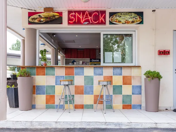 De snackbar van Roan camping Le Napoléon.
