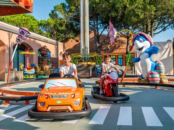 Mini autootjes op Roan camping Union Lido Mare.