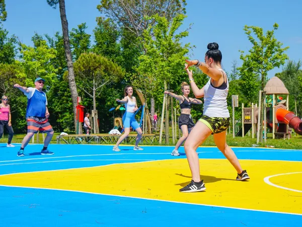 Aerobics bij Roan camping Union Lido Mare.