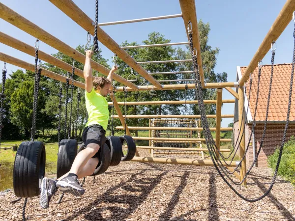 Sportactiviteiten zoals bootcamp op Roan camping de Twee Bruggen.