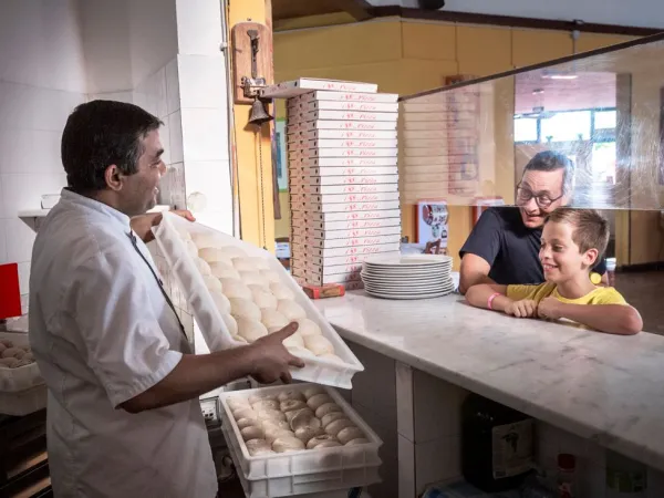 Pizza afhaallocatie op Roan camping hu I Pini village.