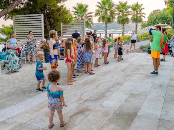 Minidisco bij de kidsclub op Roan camping Amadria Park Trogir.