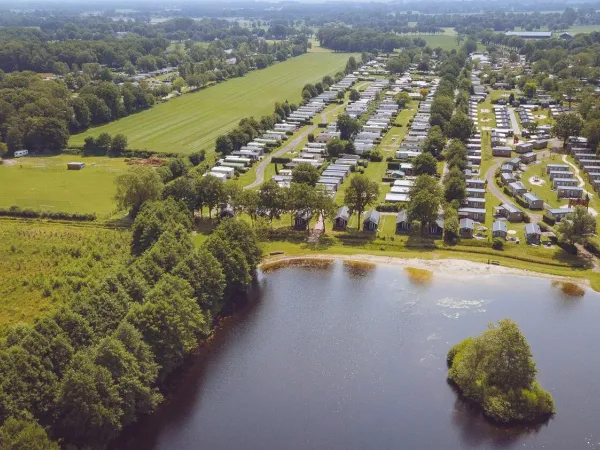 Bovenaanzicht van Roan camping 't Veld.