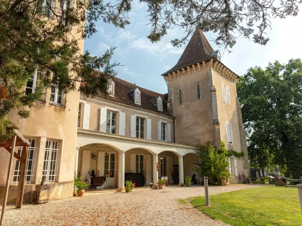 Het kasteel op Roan camping Château de Fonrives.