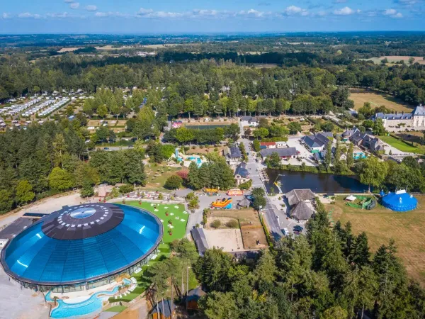 Overzicht Roan camping Le Domaine des Ormes.