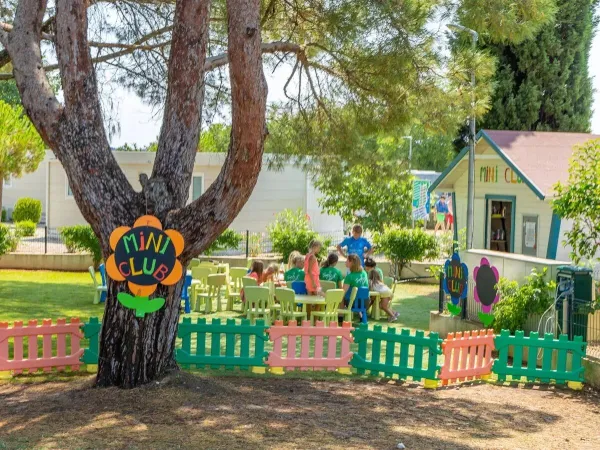 Kinderclub op Roan camping Valkanela.