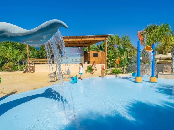 Het spraypark op Roan camping Caballo de Mar.