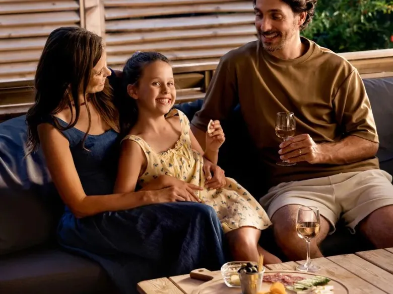 Gezinsborrel bij een luxe Roan accommodatie.