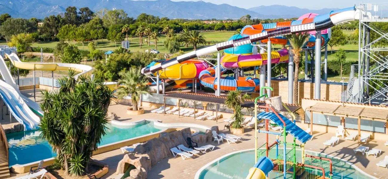 Een strakke zwembroek is verplicht op bepaalde campings bij Roan.