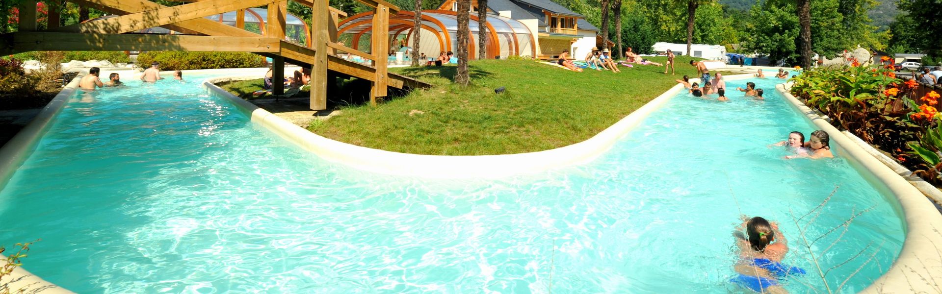 Baseny na campingu Les Trois Vallées